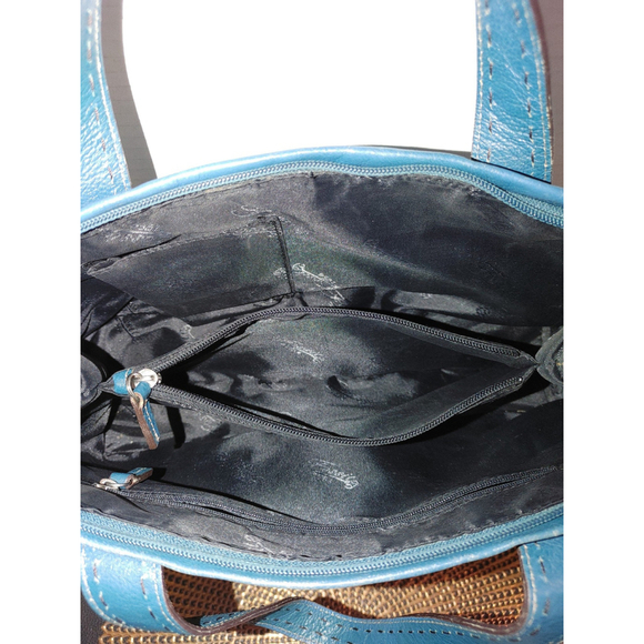 Fossil Leather Shoulder Bag - Picture 6 of 6